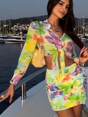 Zara matching set water colour RUCHED PRINTED MINI SKIRT and blouse S